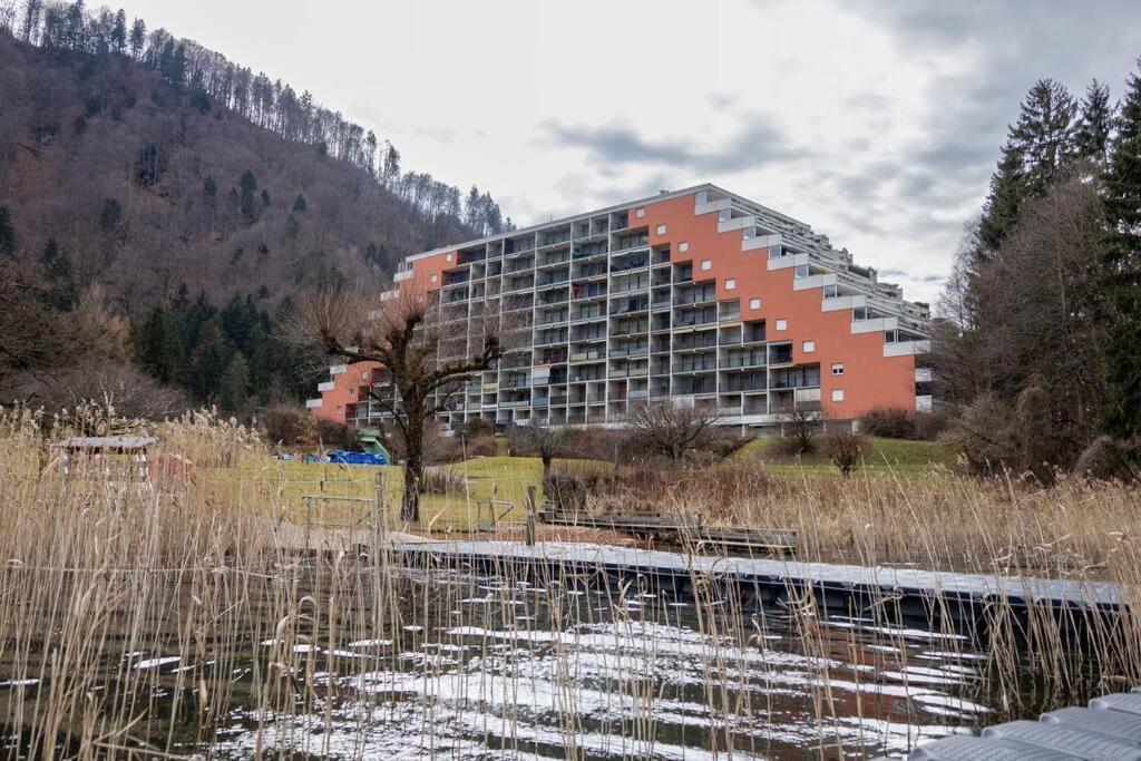 Apartment Am Ossiachersee Mit Eigenem Seezugang Landskron Luaran gambar