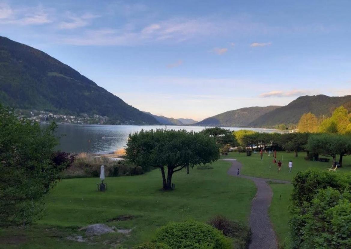 Apartment Am Ossiachersee Mit Eigenem Seezugang Landskron Luaran gambar